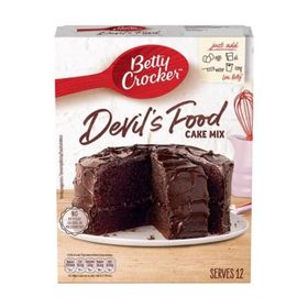Betty Crocker Devil&#x27;s Food Cake Mix (425 g)